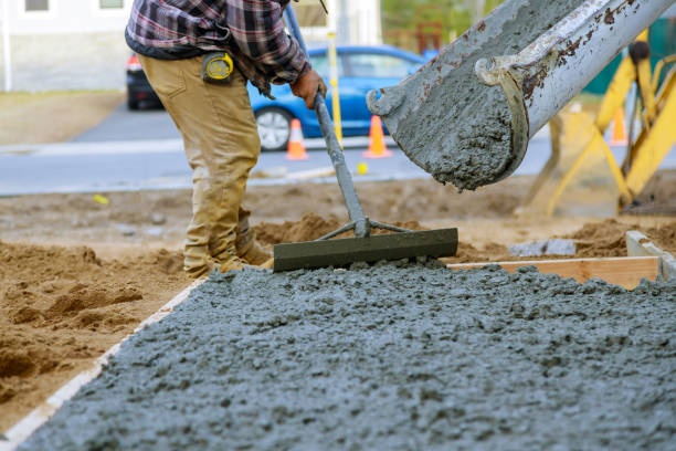 Best Concrete Sidewalk Installation in Cheviot, OH